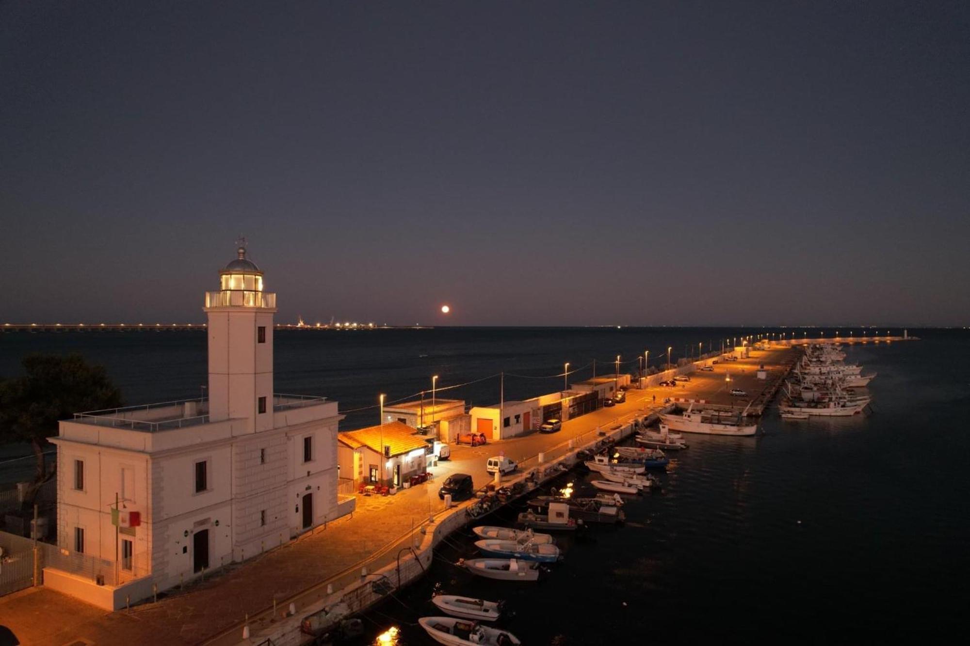 Aparthotel Ca Del Centro Manfredonia Zewnętrze zdjęcie